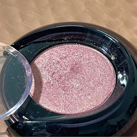 Lancôme Color Design Eyeshadow in Kitten Heel‎ retired color - Picture 3 of 5